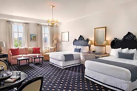 Junior Suite with Two Queen Beds