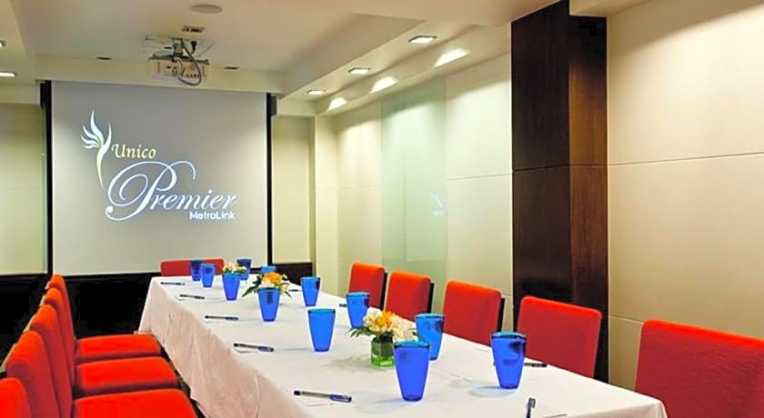 FX Hotel Metrolink Makkasan