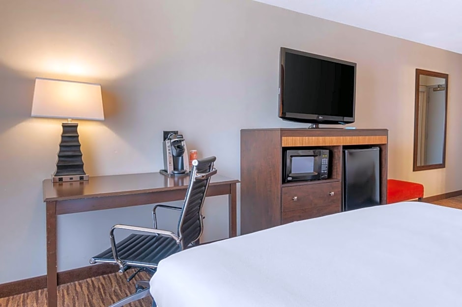 Comfort Inn & Suites Danbury-Bethel