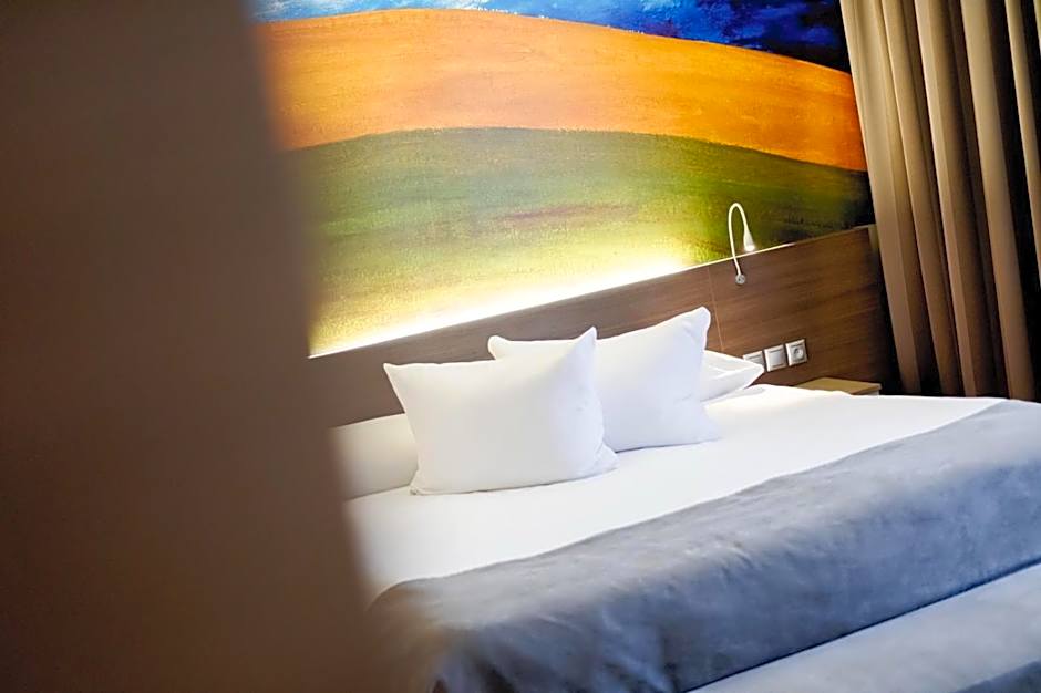 Expo Hotel