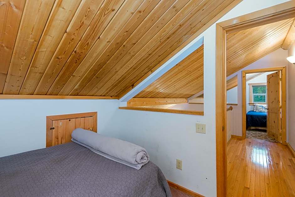 Hope's Hideaway, LLC