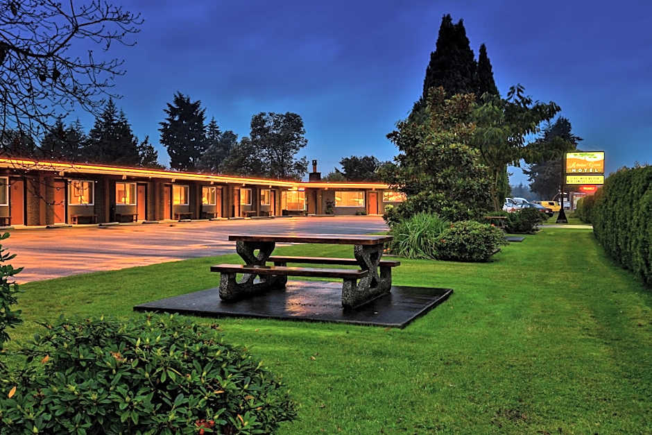 Arbutus Grove Motel