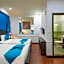 Manoir Des Arts Hotel