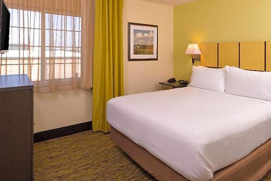 Candlewood Suites Bloomington-Normal By IHG