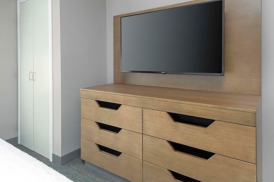 Hampton Inn By Hilton Boston Bedford Burlington