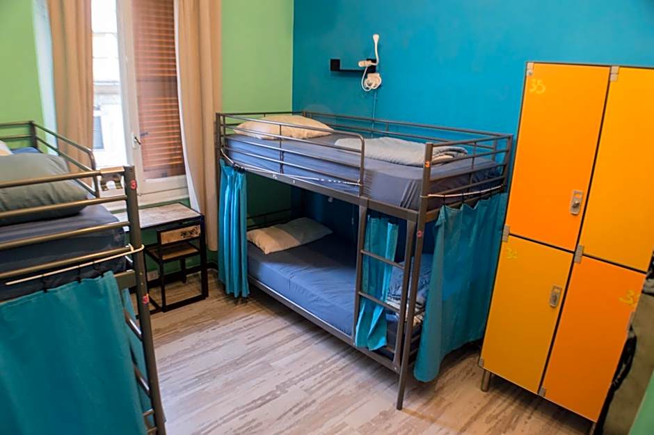 Victoria House Hostel