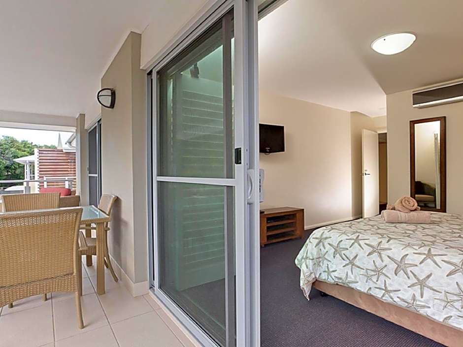 Oaks Pacific Blue 516 private pool aircon WI-FI
