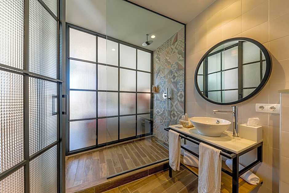 Can Ribera by Zafiro