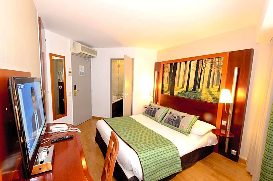 Green Hotels Confort Paris 13