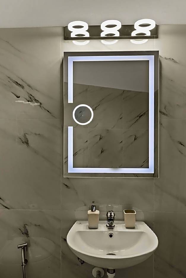 Warehouse Athens Hotel