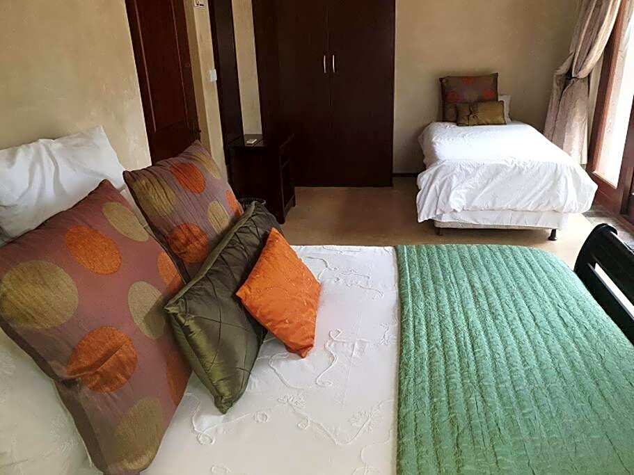 Zebula Golf and Wildlife Estate - Great Heights Pax 16 - Moi Signature Luxury villa