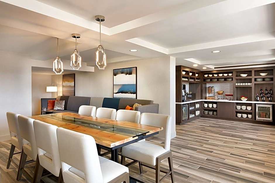 Hilton Fort Collins