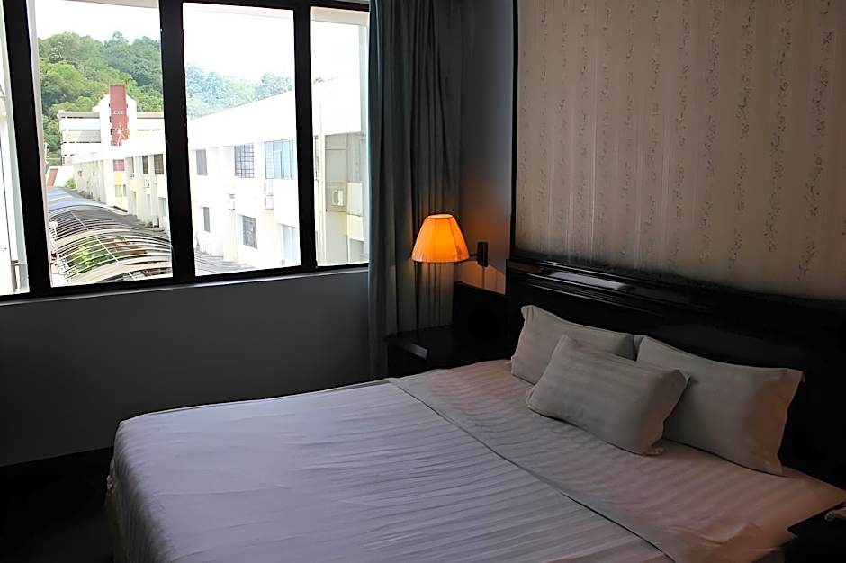 Hotel Deleeton KK