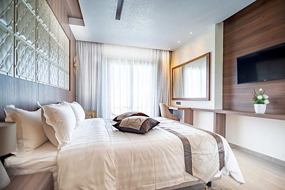 Leonardo Boutique Hotel Larnaca