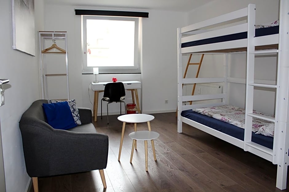 ROOMS in SHARED HOUSE SAARBRUCKEN Center