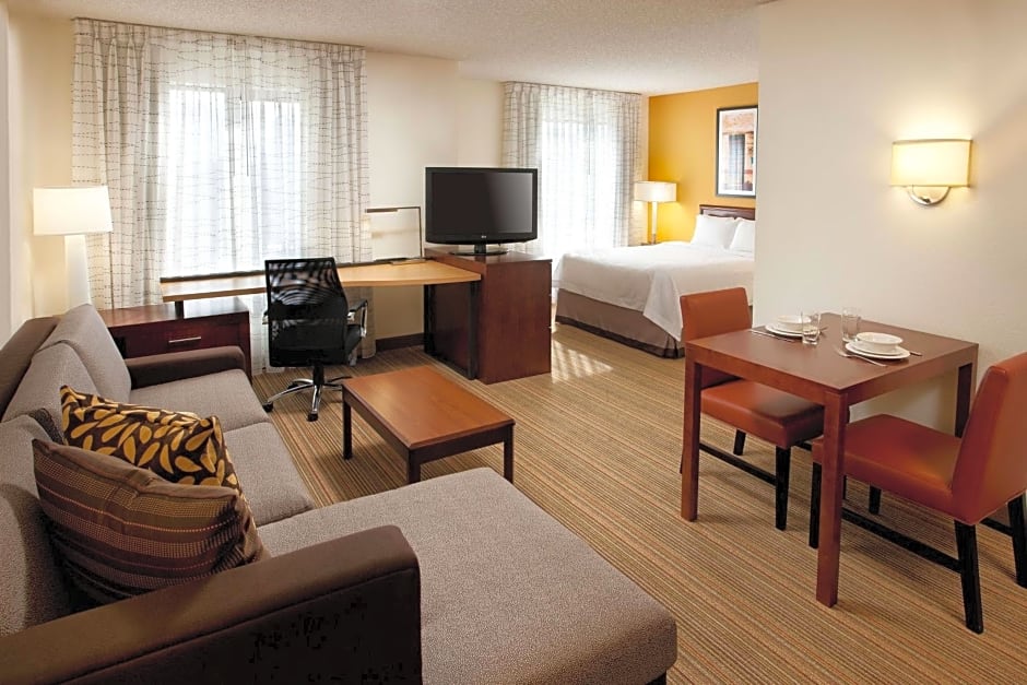 Sonesta ES Suites San Antonio Downtown Alamo Plaza