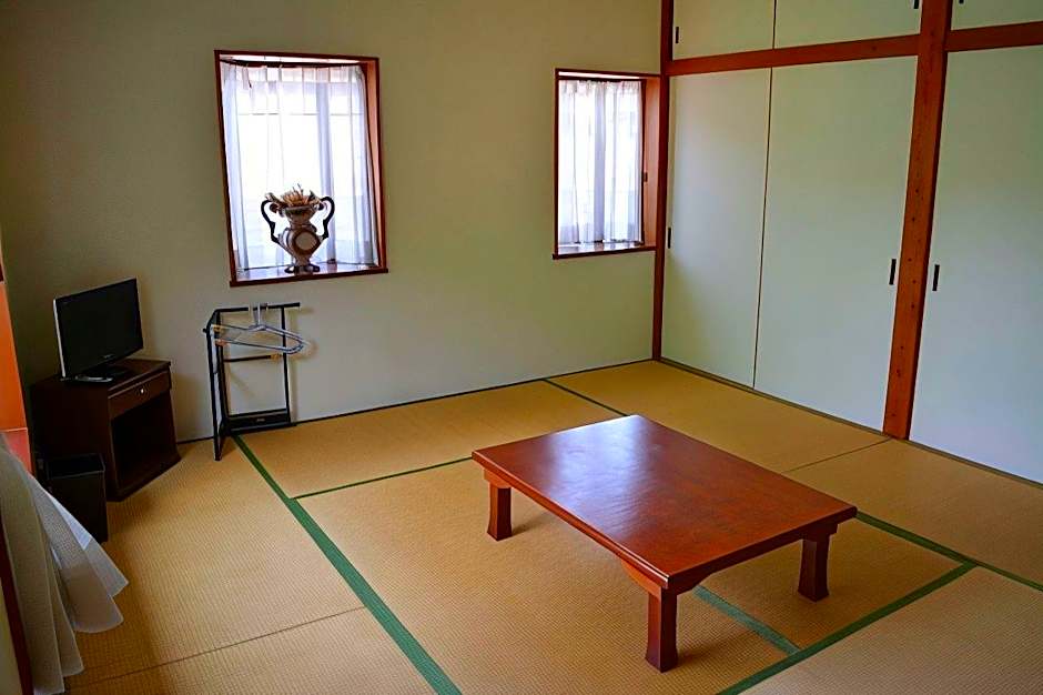 Lake Oshino Villa