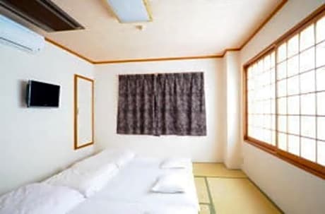 Japanese-Style Room