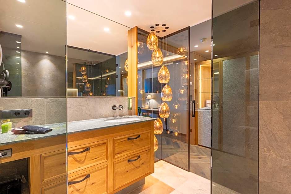 Mirabell Dolomites Hotel - Luxury Ayurveda & Spa