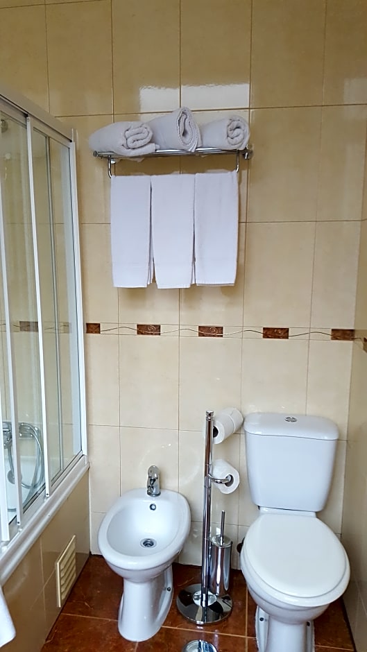 Grande Pensao Residencial Alcobia