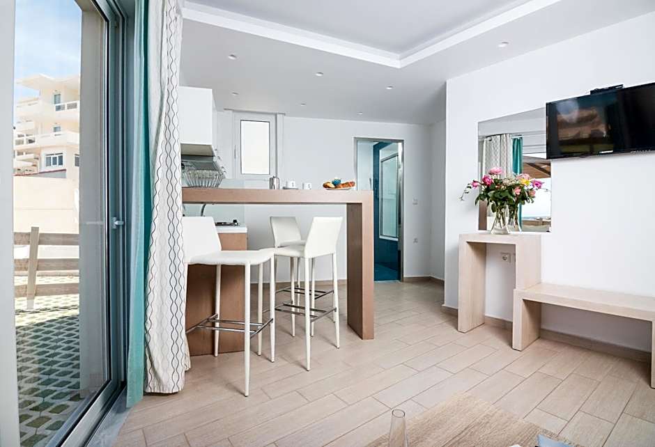 Christina Beach Hotel