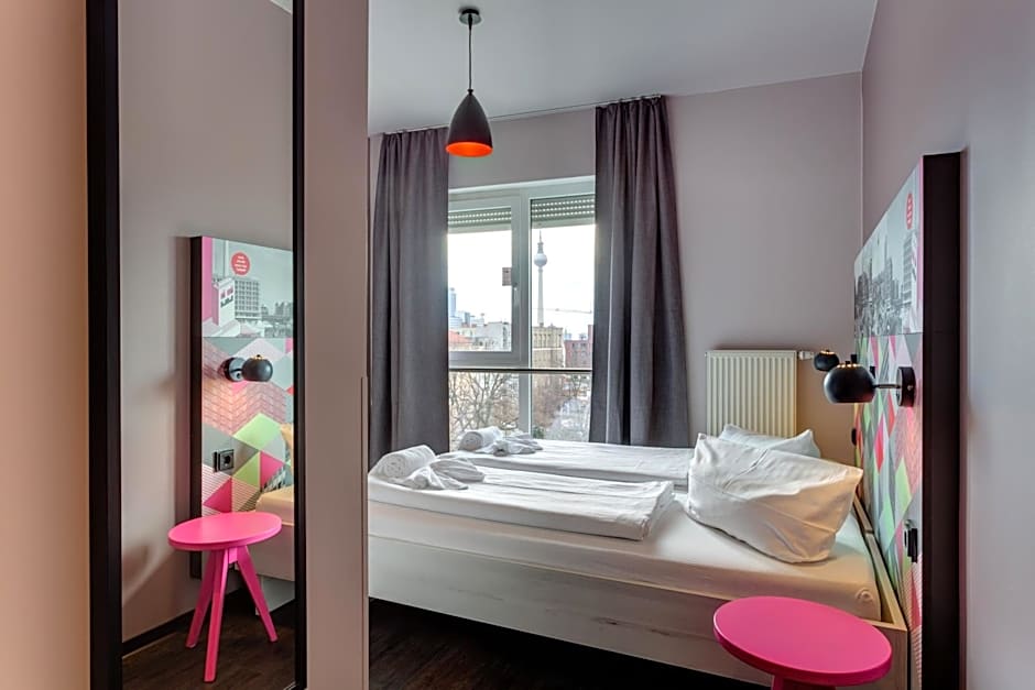 MEININGER Hotel Berlin Alexanderplatz