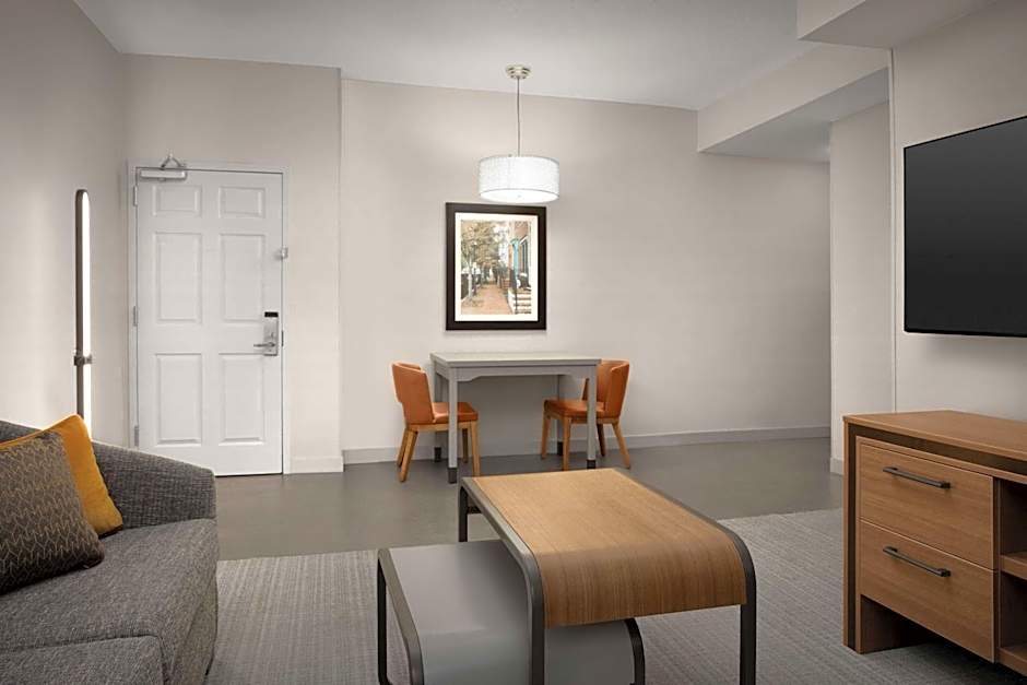 Homewood Suites By Hilton Alexandria