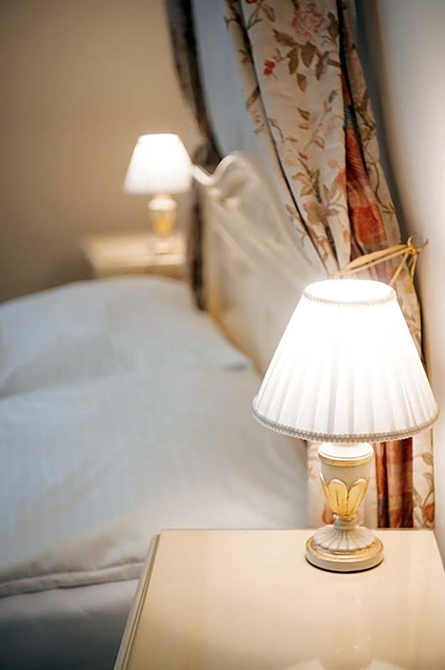 Alisa Hotel