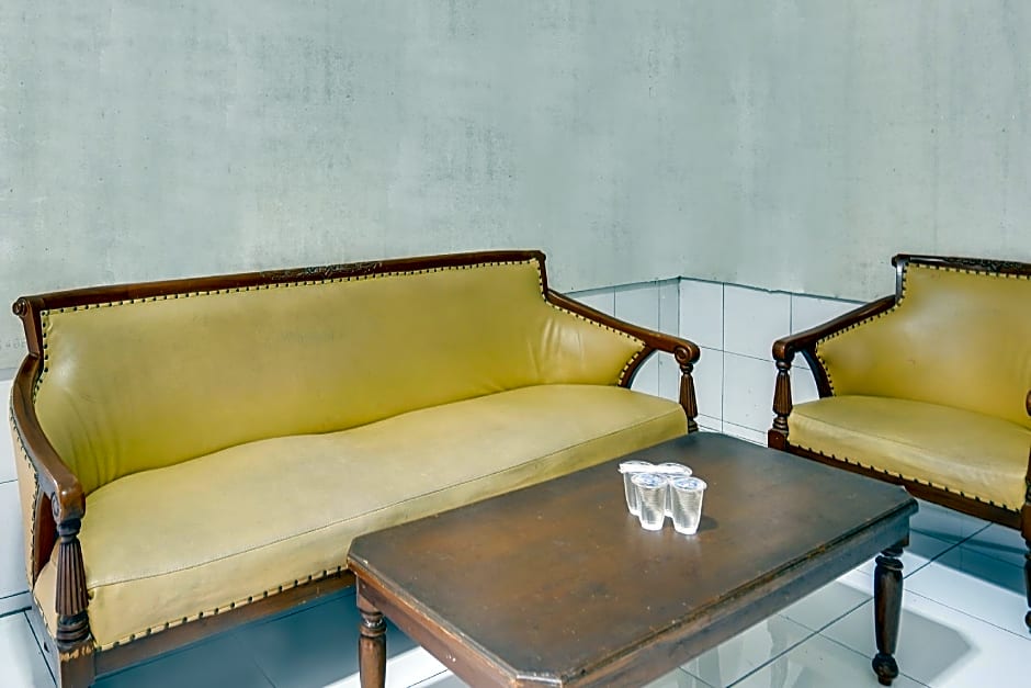 Hotel O Kost 2 Putra Syariah