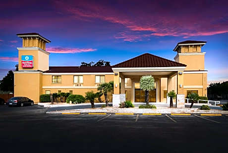 SureStay Plus Hotel by Best Western San Antonio North