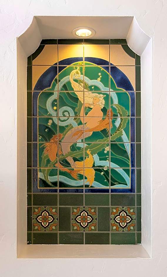 Hotel Virginia Santa Barbara, Tapestry Collection by Hilton
