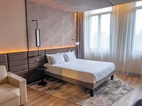 Superior Family Room, Seine River or courtyard view - 1 double bed and 1 double sofa bed