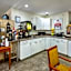 Econo Lodge  Inn & Suites