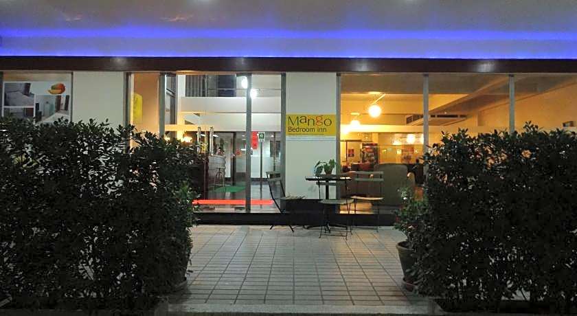 Mango Bedroom Inn