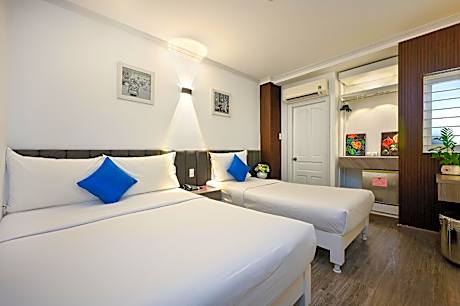 Deluxe Triple Room