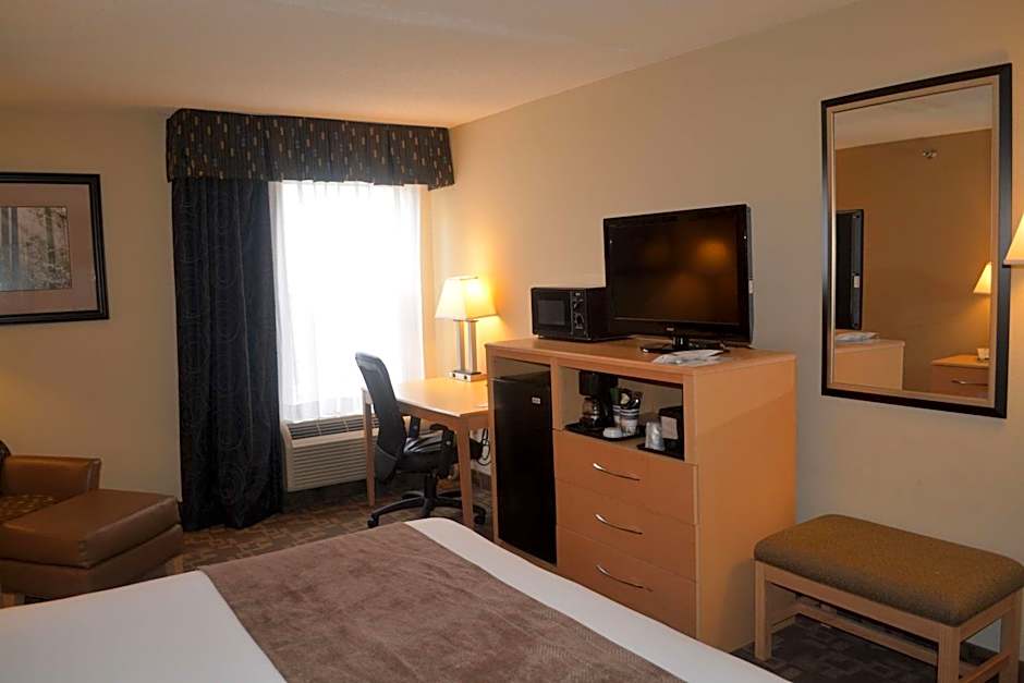 SureStay Plus Hotel By Best Western Roanoke Rapids