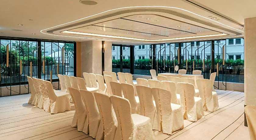 Sheraton Hong Kong Hotel & Towers