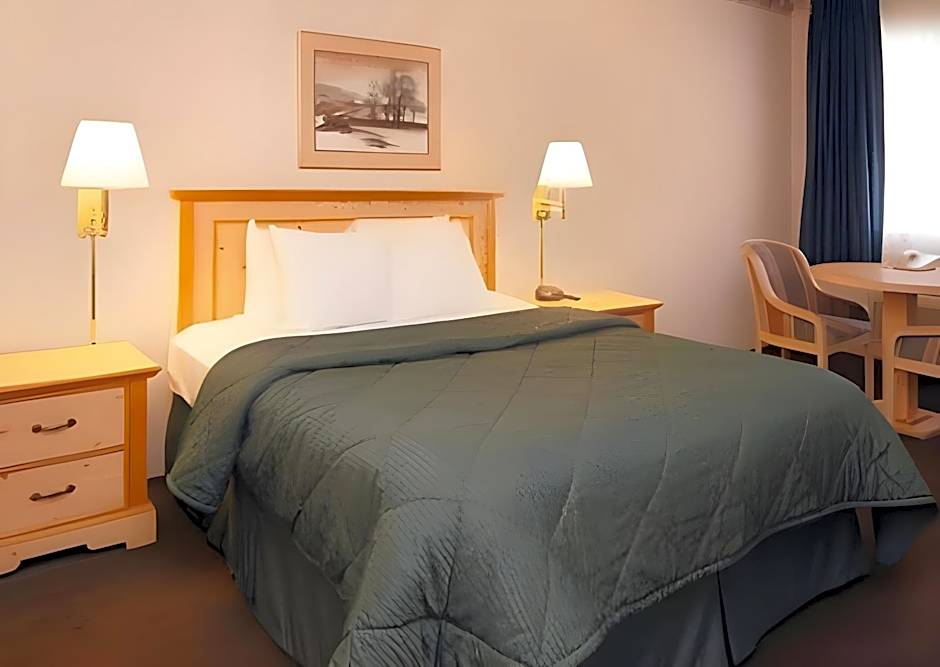 Days Inn by Wyndham Gilroy
