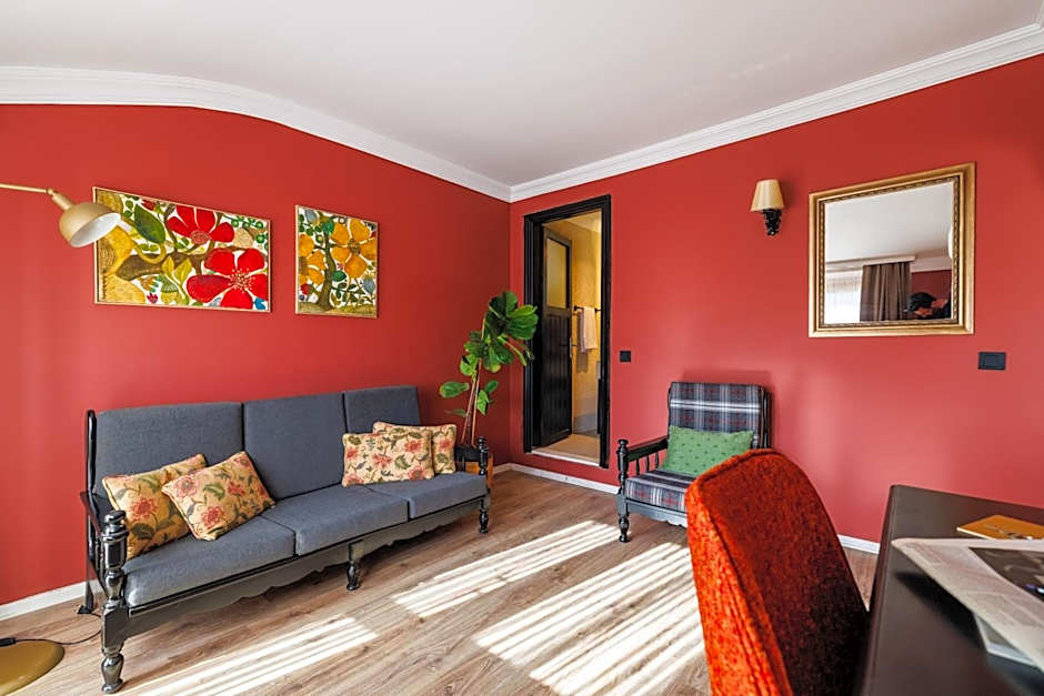Lill Maison Hotel & City Club