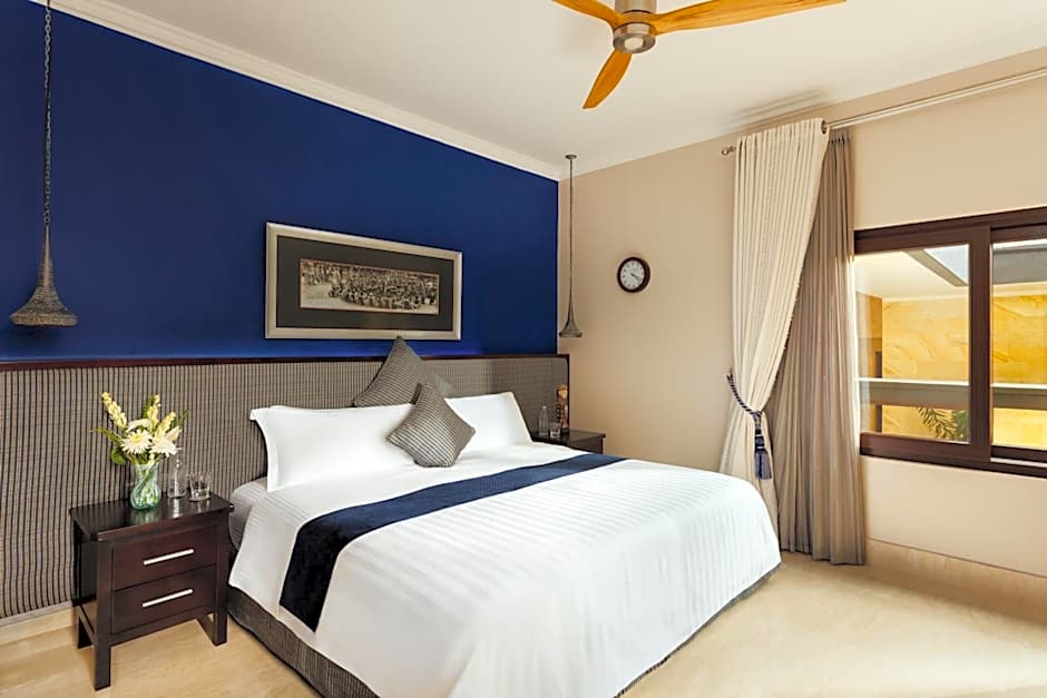Photo 1 of 7 of Junior Suite