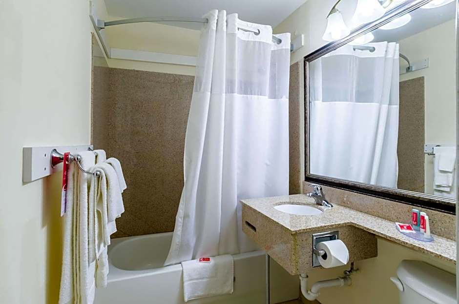 Fairbridge Inn Express Pittsfield