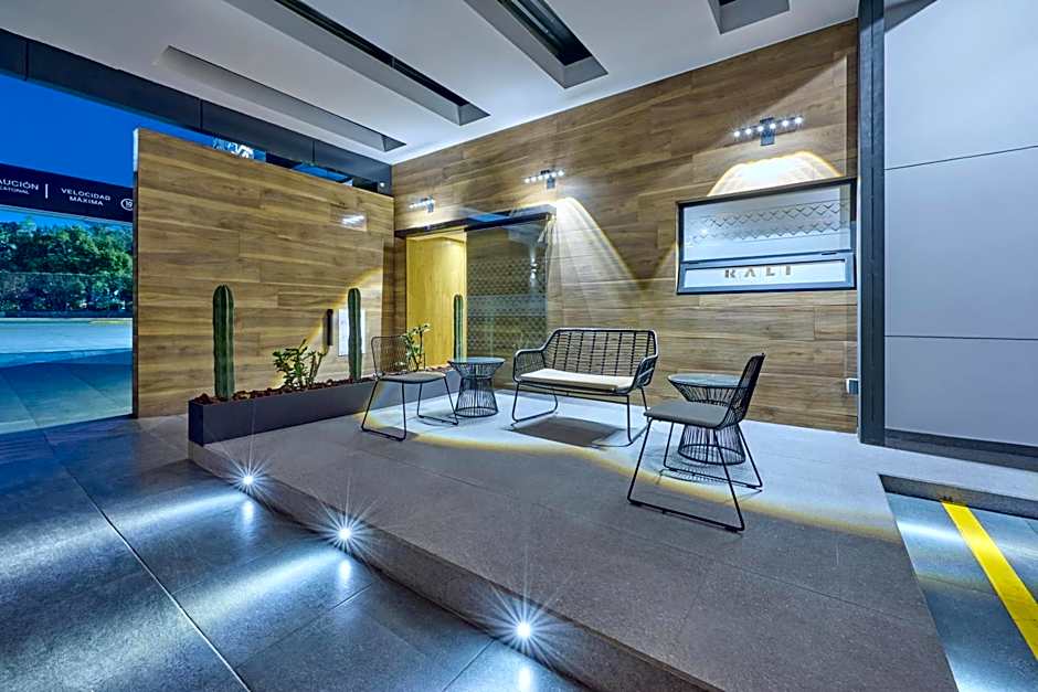 KALI La Raza Mexico City