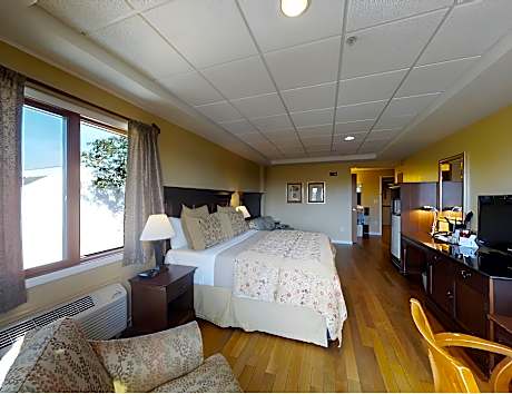 King Room with Balcony