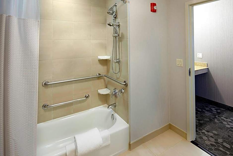 Courtyard by Marriott Pittsburgh Greensburg