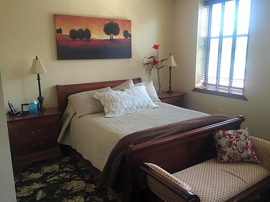 Caldwell Messenger Suites