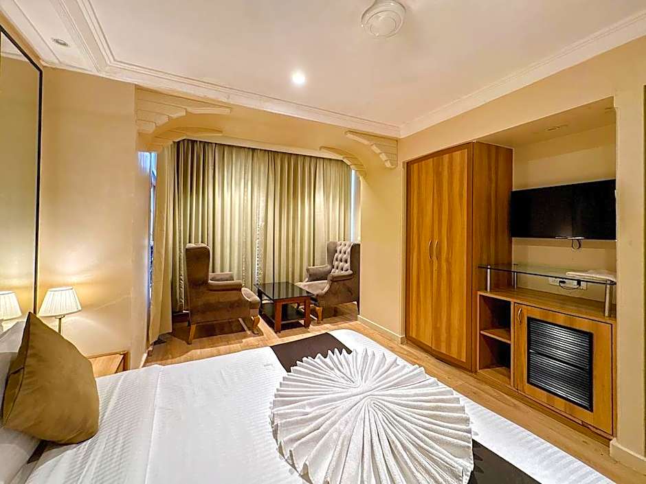 Gulf Hotel Colaba
