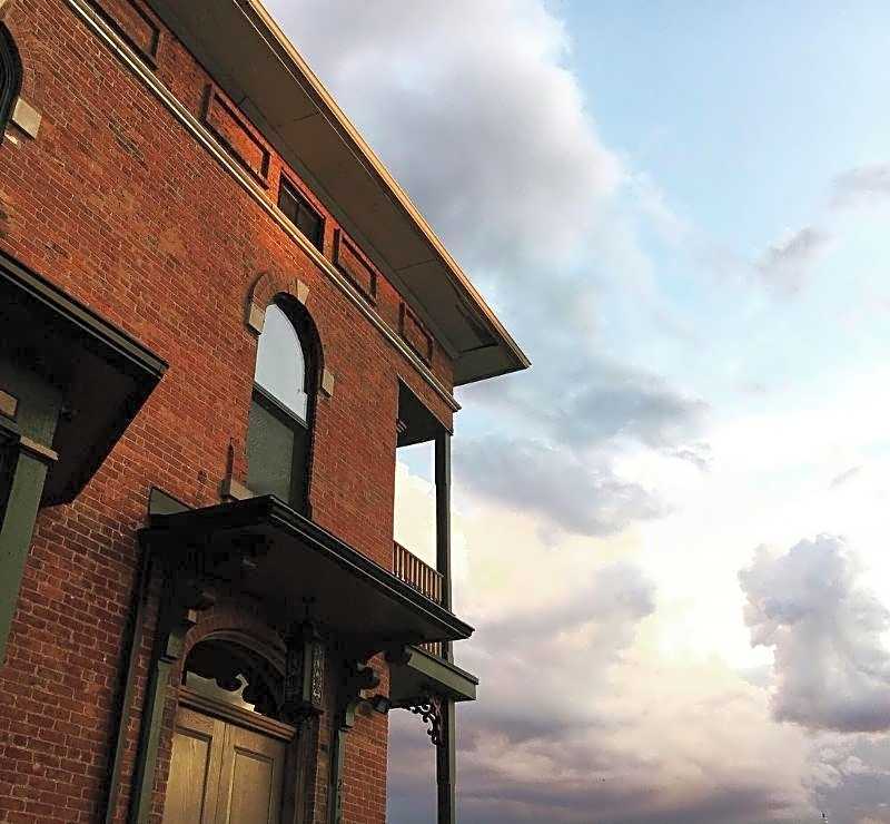 The Cochrane House Luxury Historic Inn