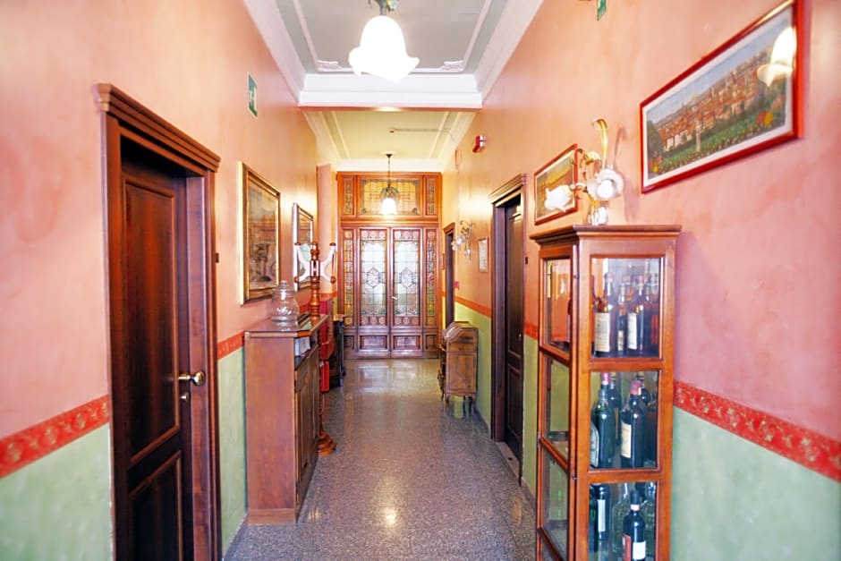 Hotel Desiree