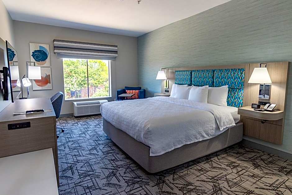 Hampton Inn By Hilton & Suites Denton