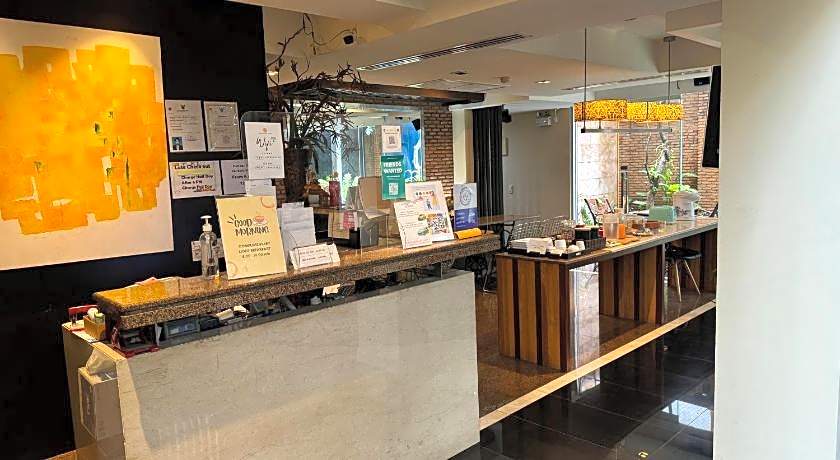 Silom Convent Garden Hotel